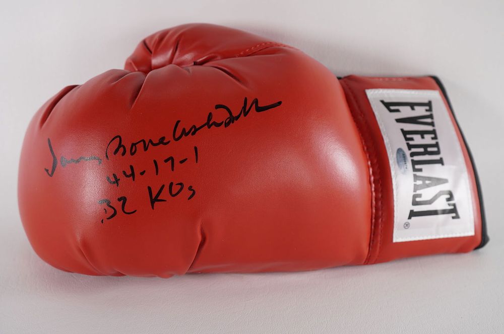 Lot 735: James Smith AUTOGRAPHED Boxing Glove w/COA