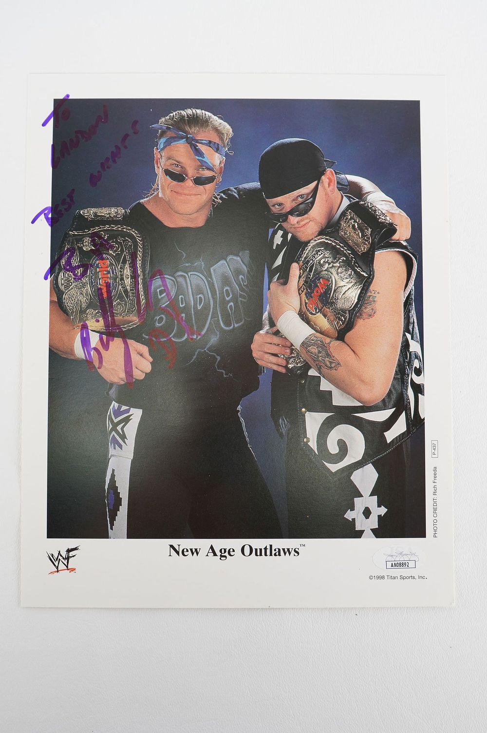 Lot 748: Billy Gunn AUTOGRAPHED 8 x 10 Color Photo w/COA