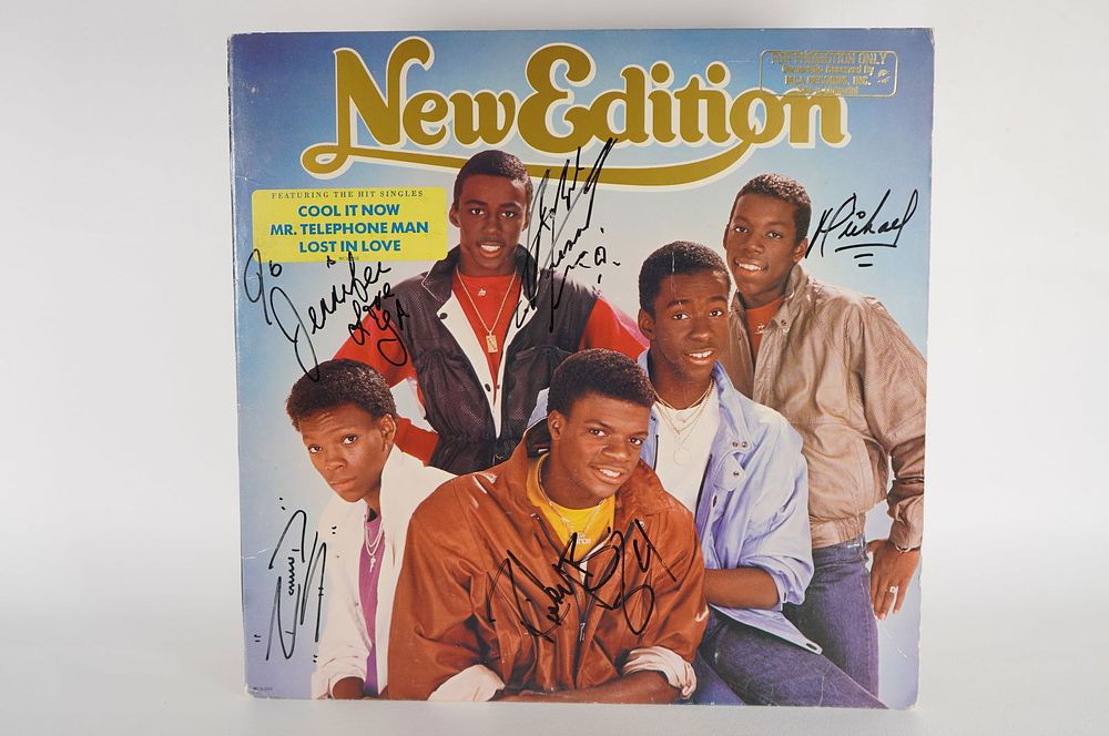 Lot 763: New Edition, R&B Musical Group AUTOGRAPHED Album w/COA