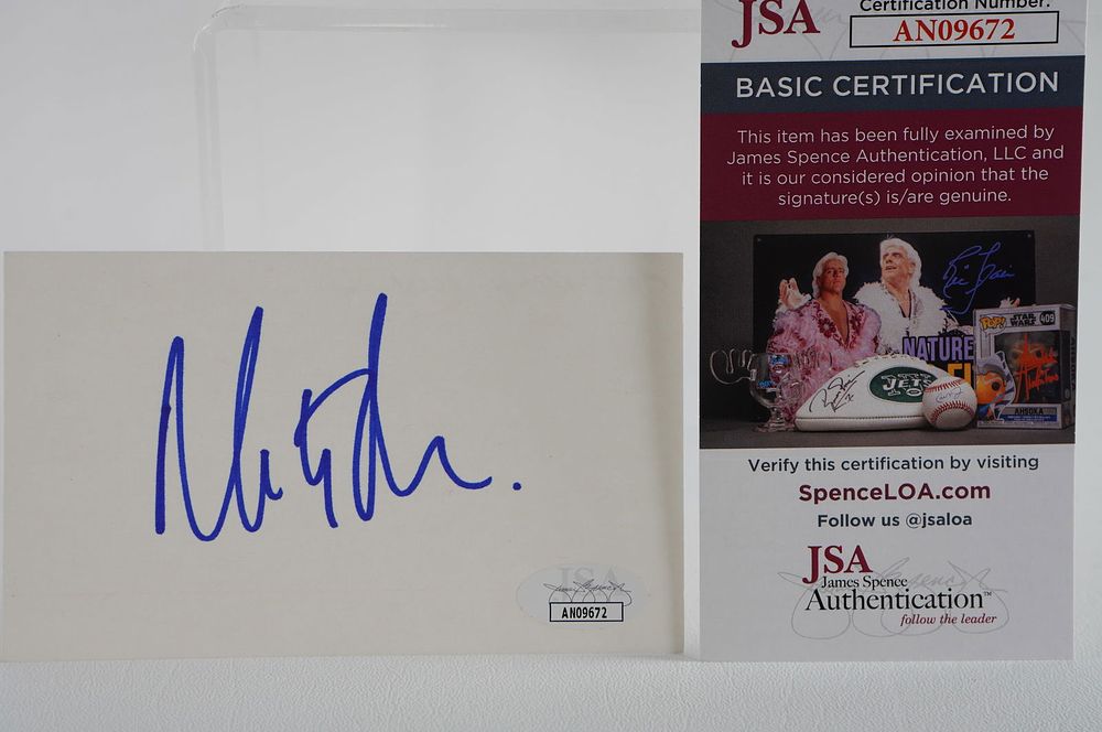 Lot 782: Matt Damon AUTOGRAPHED Index Card Jason Bourne Actor Producer w/COA