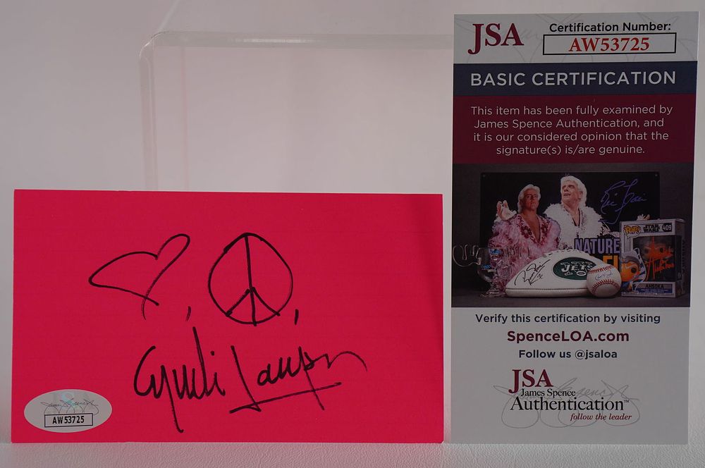 Lot 801: Cyndi Lauper AUTOGRAPHED Index Card Singer Songwriter w/COA