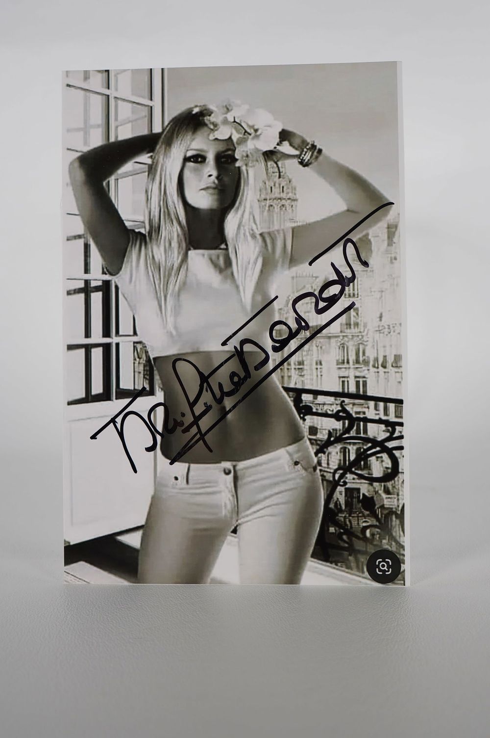 Lot 854: Brigitte Bardot, Actress/Singer AUTOGRAPHED 4 x 6 B & W Photo w/COA