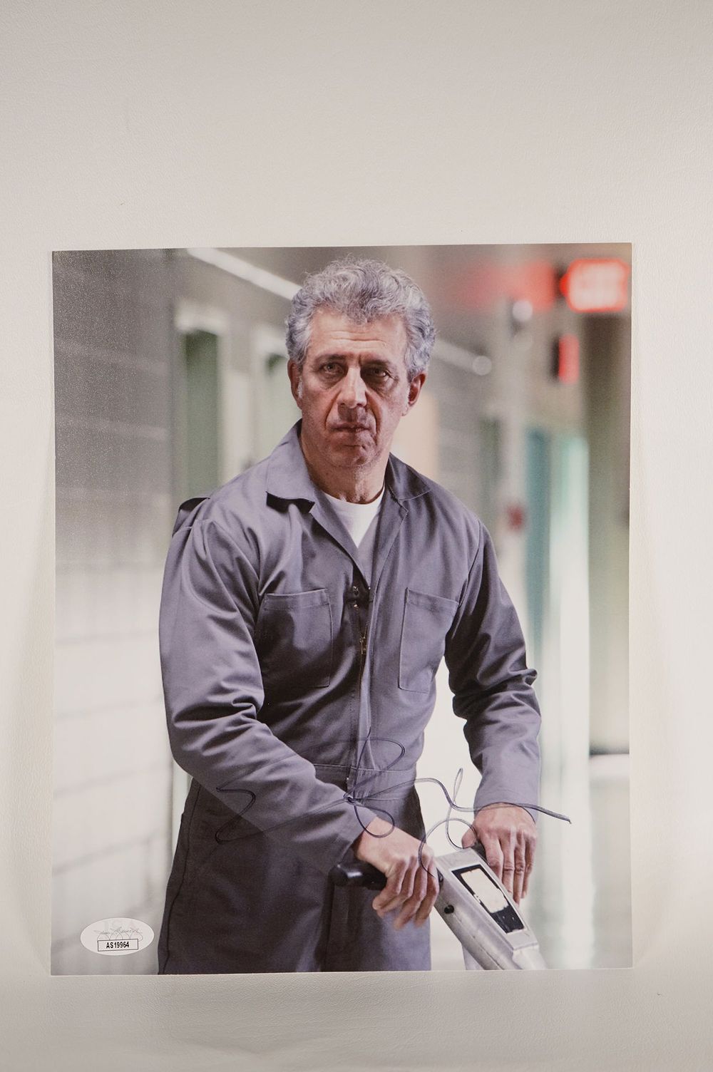 Lot 856: Eric Bogosian, Law and Order Criminal Intent, Actor/Playwright AUTOGRAPHED 8 x 10 Color Photo w/COA