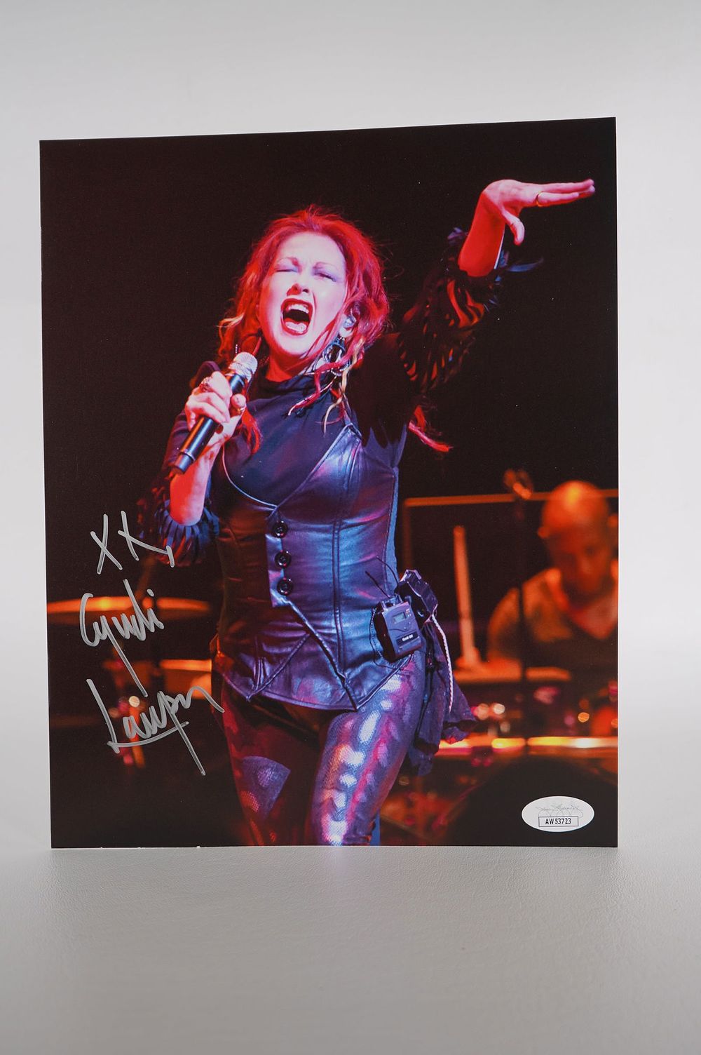 Lot 877: Cyndi Lauper, Singer/Songwriter AUTOGRAPHED 8 x 10 Color Photo w/COA