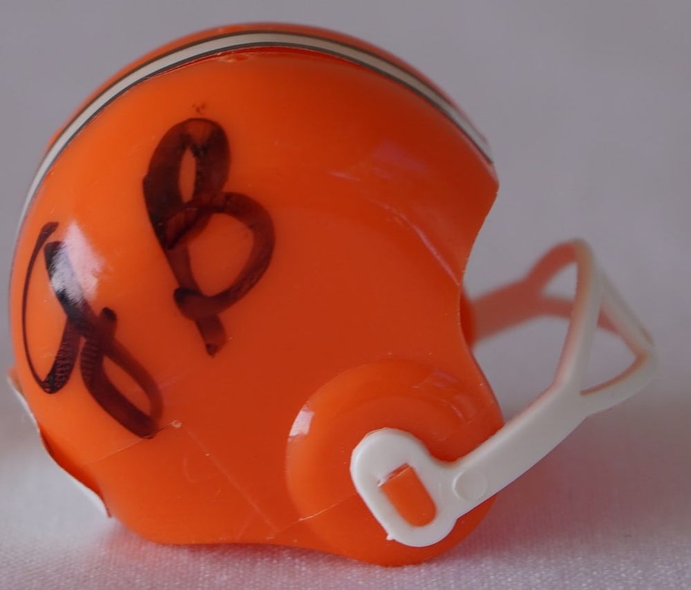 Lot 503: Jim Brown No. 32 Fullback, NFL Champions 1964, AUTOGRAPHED Pocket Pro Helmet w/COA