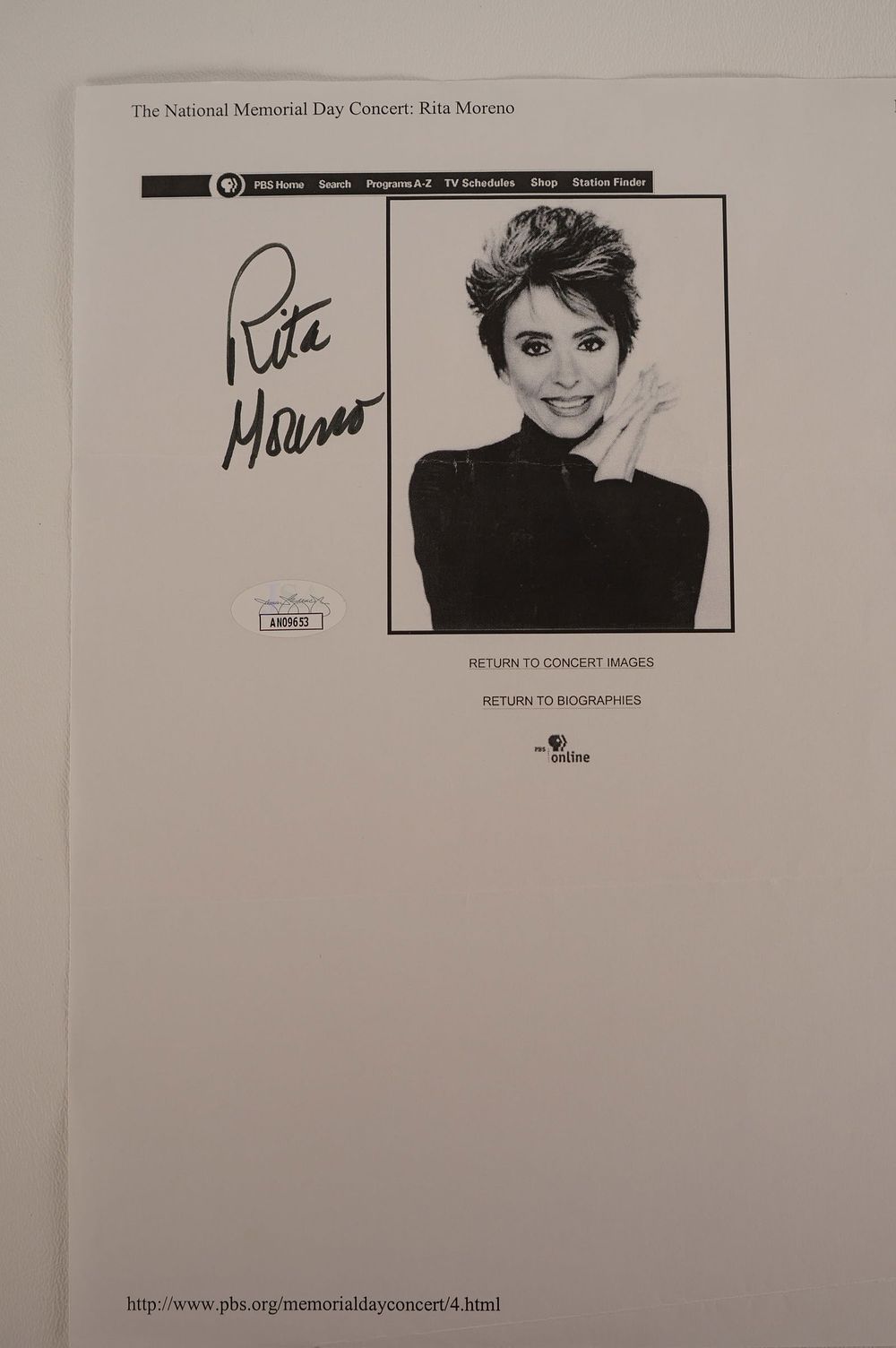 Lot 924: Rita Moreno, AUTOGRAPHED Hand Signed B & W Photo, Award-Winning Actress/Dancer w/COA
