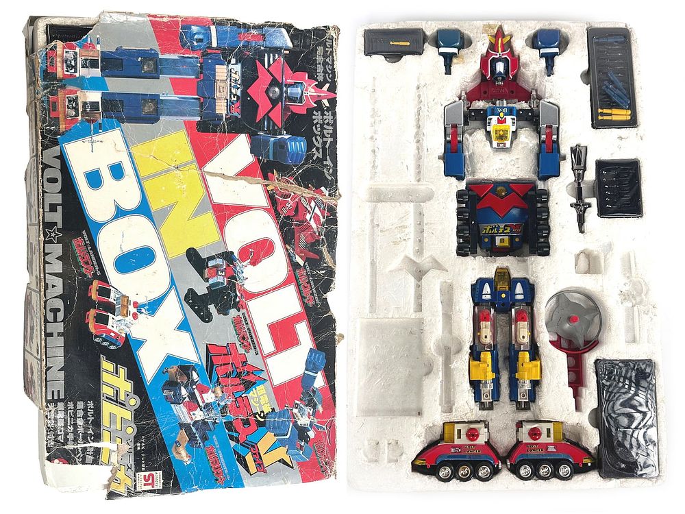 Lot 185: Voltes V or Volt-In-Box Japanese Diecast Robot