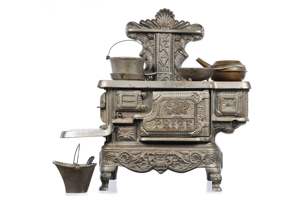 Lot 263: J & E Stevens No. 54 Nickel-Plated Cast Iron PRIZE Range Toy Stove Salesman Sample