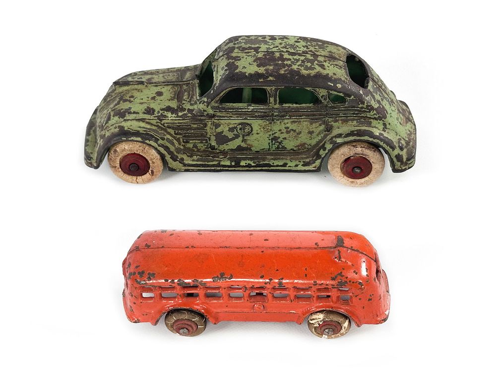 Lot 278: AC Williams Airflow and Cast Iron Bus