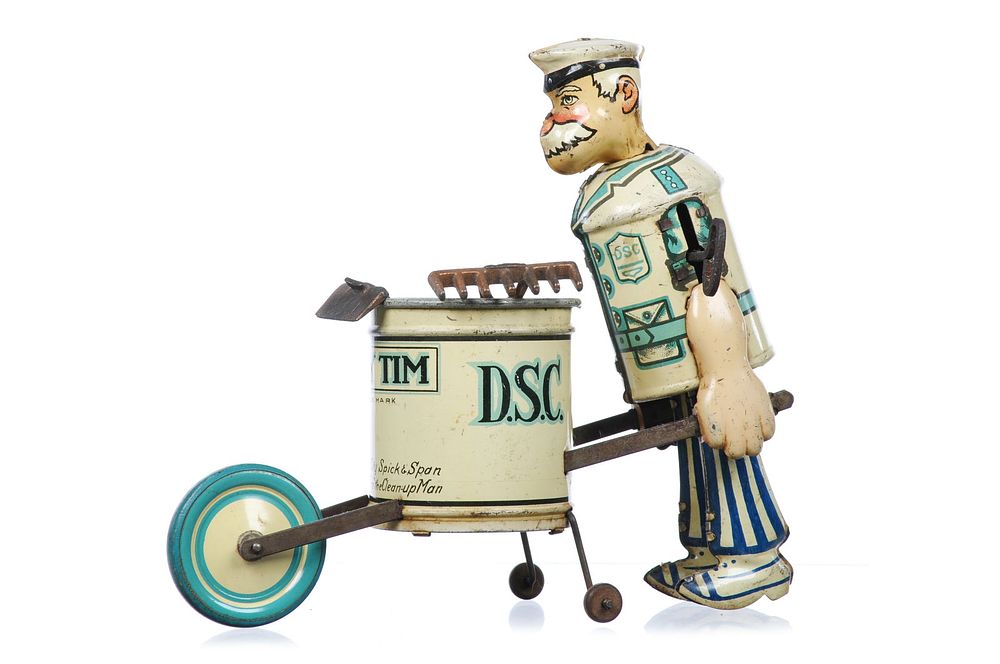 Lot 336: Marx Tidy Tim the Cleanup Man Tin Windup Toy