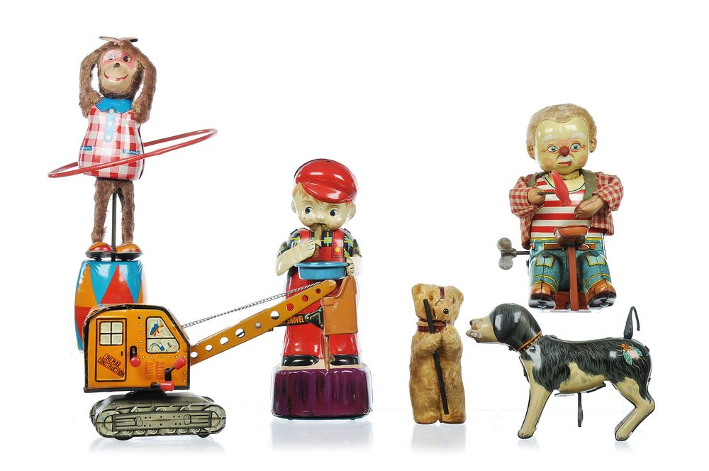 Lot 337: Lot of 6 Tin Windup Toys LineMar, SAN, German and Japanese