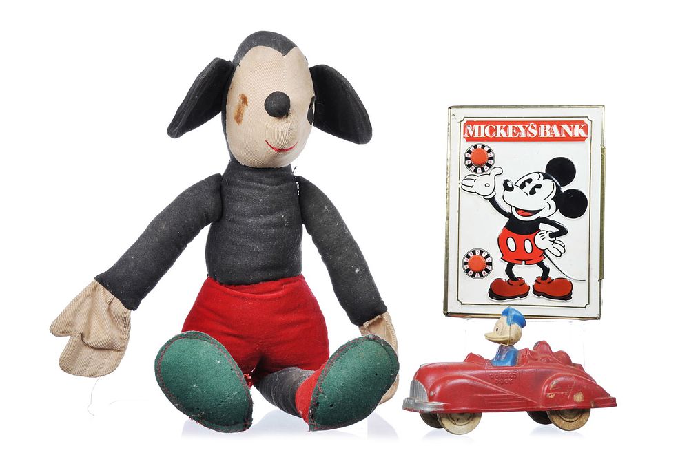 Lot 340: 3 Mickey Mouse and Friends Disney Toys