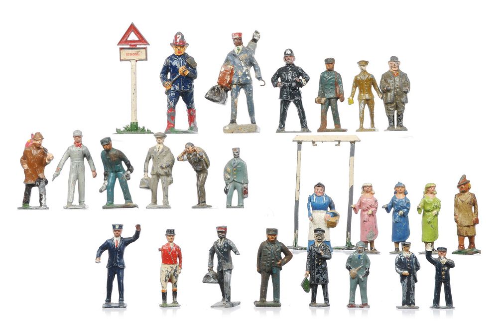 Lot 383: 27 Lead Toy Figures by Various Makers: Lincoln Logs, John Hill Co., Barclay