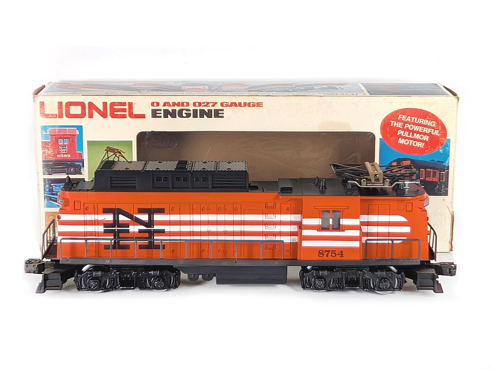 Lot 415: Lionel New Haven Rectifier Engine 6-8754 Boxed