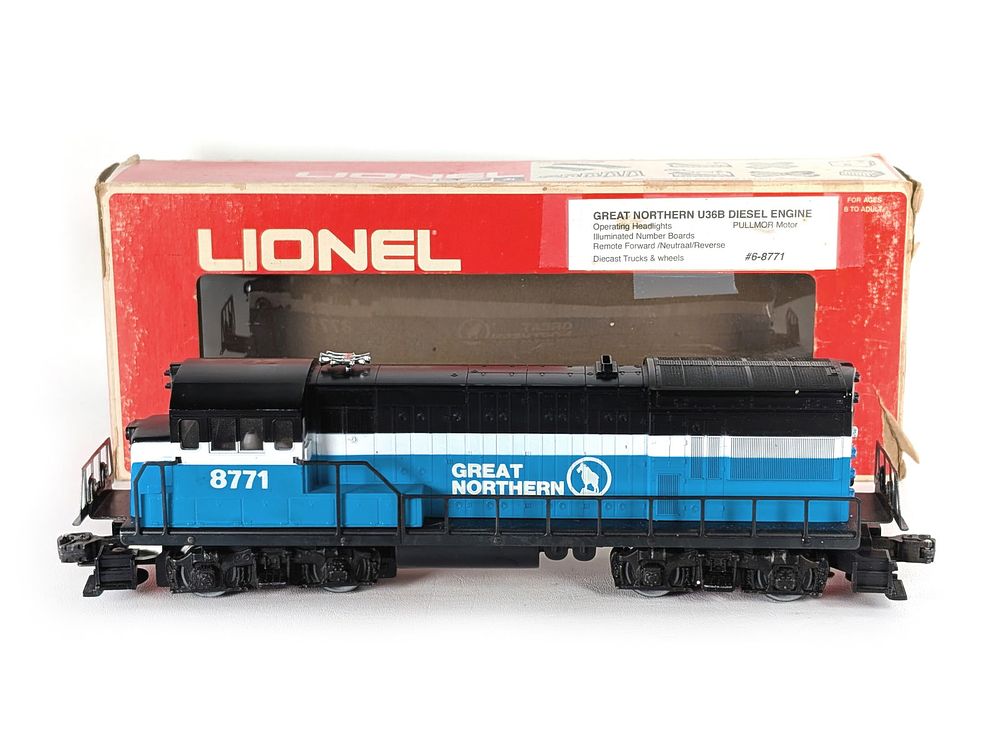 Lot 420: Lionel GN Diesel Engine 6-8771 Boxed