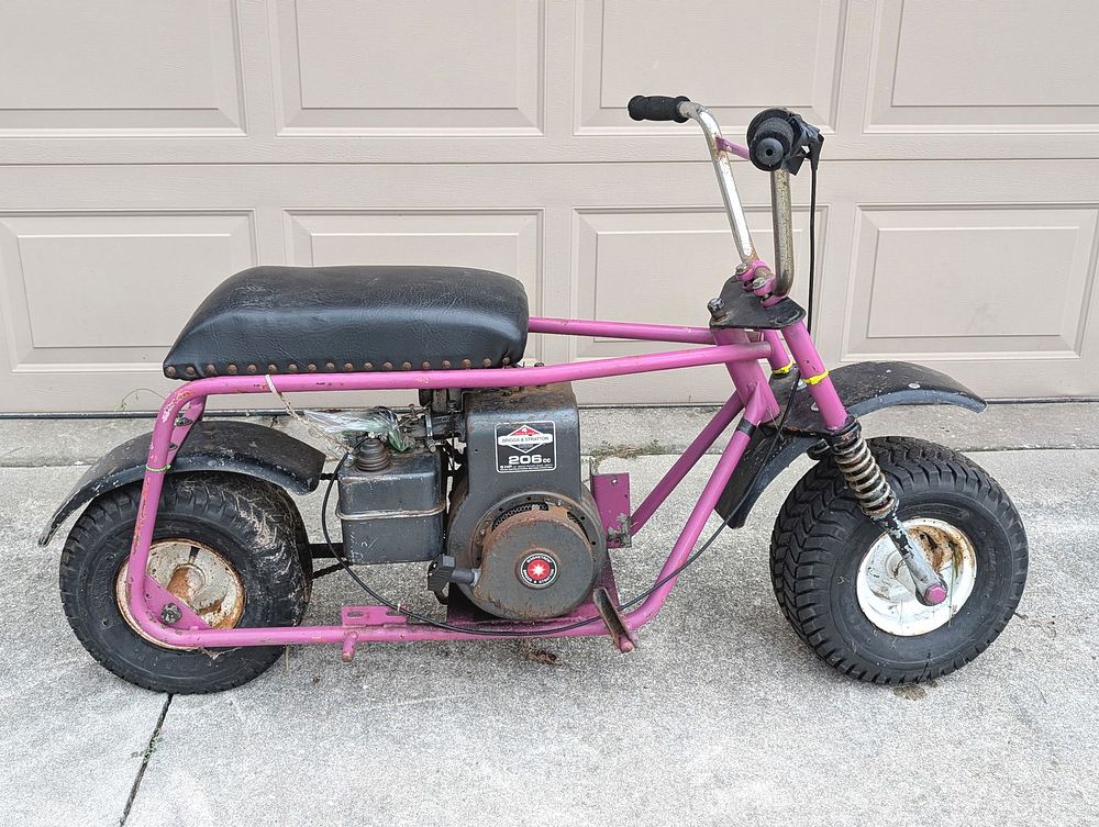 Lot 2C: Vintage Briggs & Stratton 206cc Mini Bike