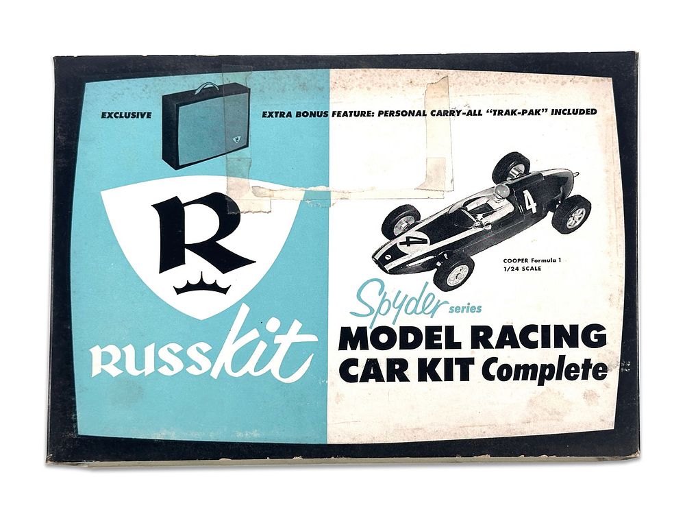 Lot 235C: Russkit Spyder Series Model Racing Slot Complete Car Kit