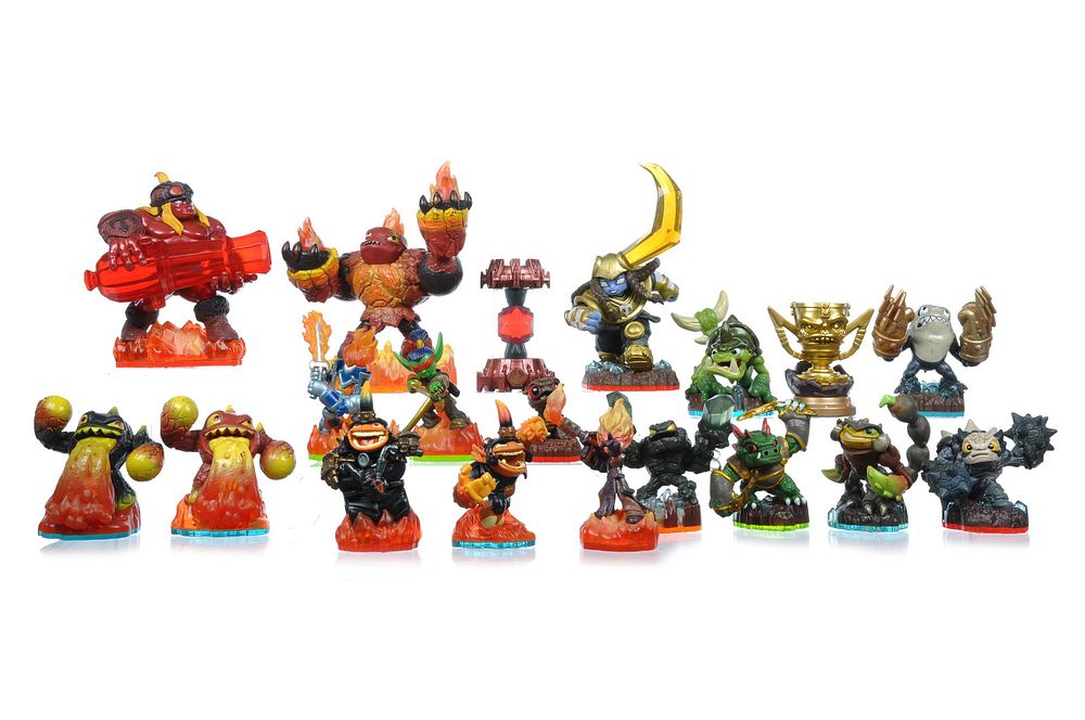Lot 185J: ActiVision Skylanders Figures Set of 19