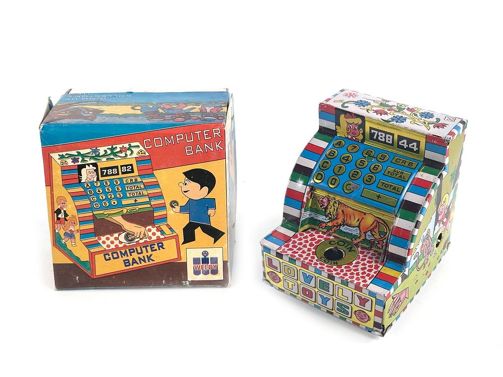 Lot 341B: Richie Rich Tin Computer Bank Mint with Box