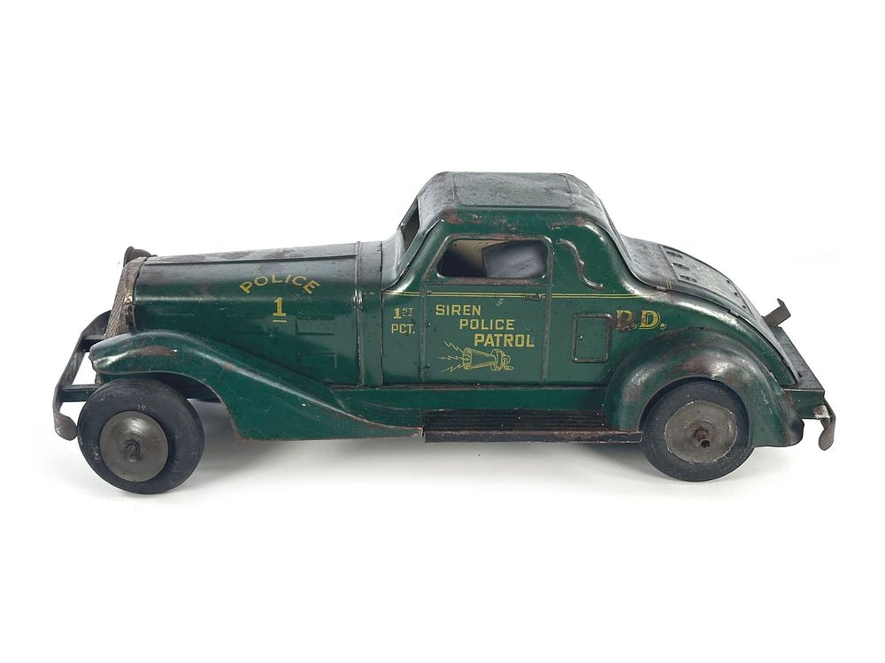 Lot 341C: Marx Police Patrol #1 Steel Windup Car