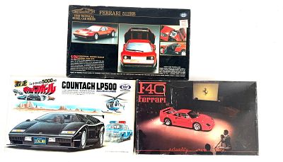 3 Model Car Kits Ferrari F40, Ferrari 512, Countach LP500. Ferrari F40 made in Italy 1/24 scale 