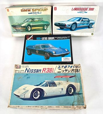 4 Model Car Kits Nissan, Lamborghini, Lotus, BMW MIB. Nakamura - Lamborghini 2000 1/24, Yodel - 
