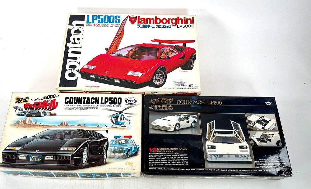 Lot 45: 3 Lamborghini Countach LP500, 2 Lamborghini Countach LP500S