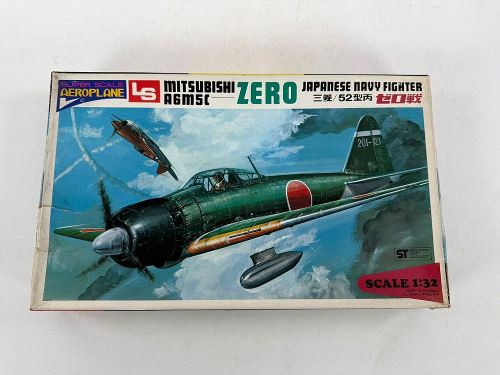 Lot 107: 4 Model Plane Kits Messerschmitt Me 109G-K/B-25 Mitchell/F4U-4 Corsair/Mitsubishi A6M5C Zero