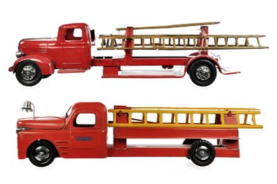 Turner No. 438S & 1940s Structo Hook and Ladder Truck. This is a lot of two vintage pressed 