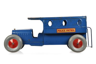 1920s Structo Pressed Steel Police Patrol Wagon. This is a rarely offered Structo pressed steel 