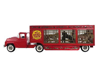 Buddy L The Wild Animal Circus on Wheels Circus Truck. This is a pressed steel No. 5477 Buddy L 