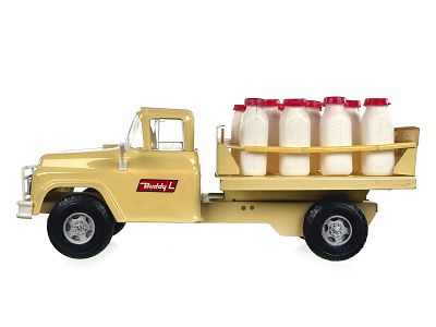 Buddy L Milk Delivery Truck w/Original Milk Bottles. This is a rare Buddy L Milk Delivery truck 