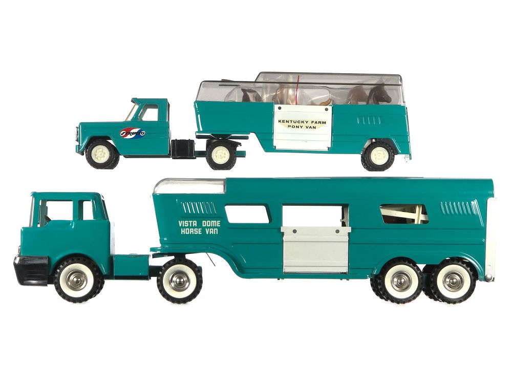 Lot 162: (2) Structo Horse Vans Kentucky Farm Pony and Vista Dome