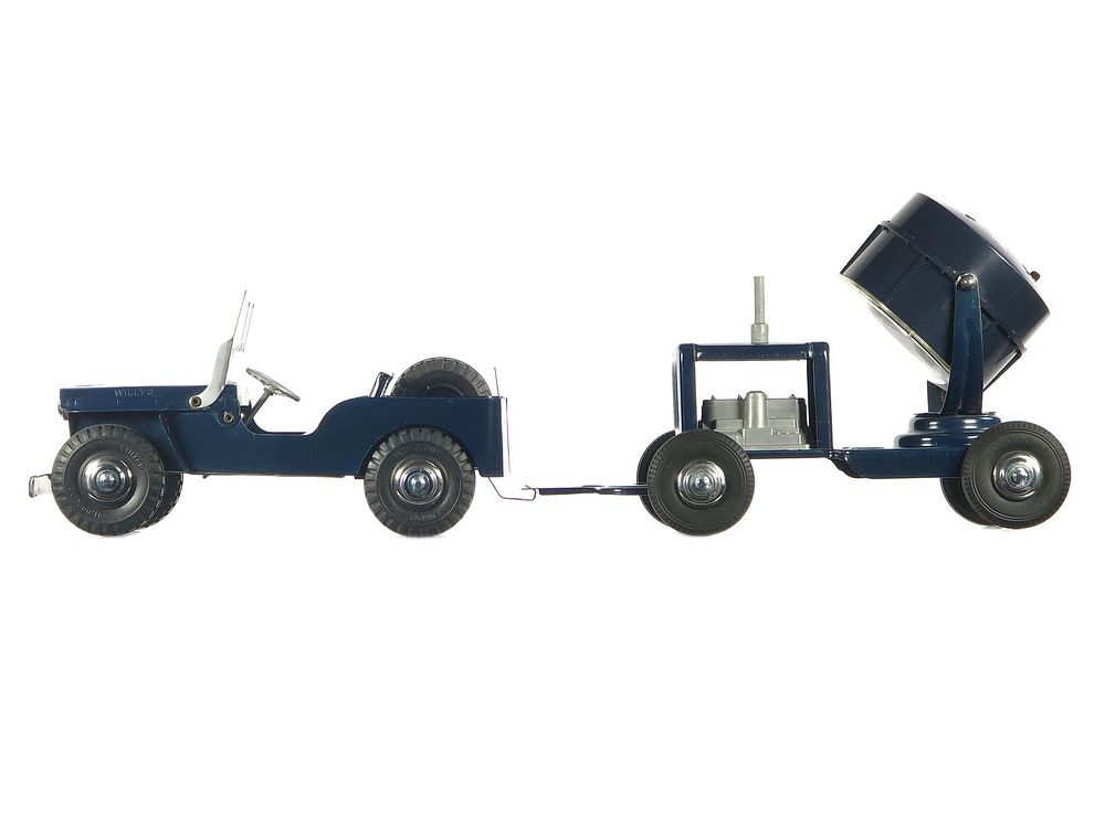 Lot 203: Marx Lumar Willys Military Jeep and Searchlight Trailer