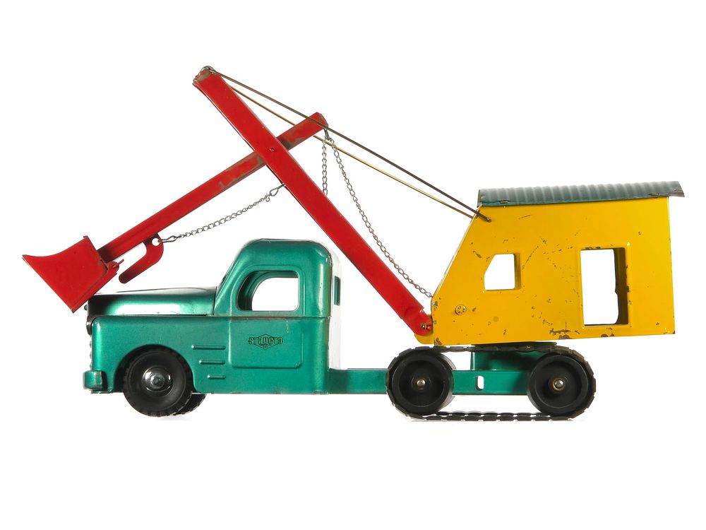 Lot 207: Structo Pressed Steel Mobile Steam Shovel Truck