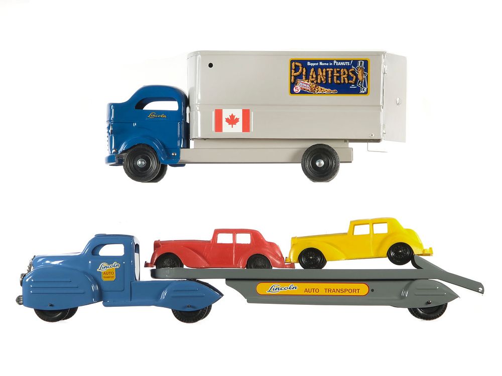 Lot 220: Lincoln Auto Transport & Planters Peanuts Delivery Truck