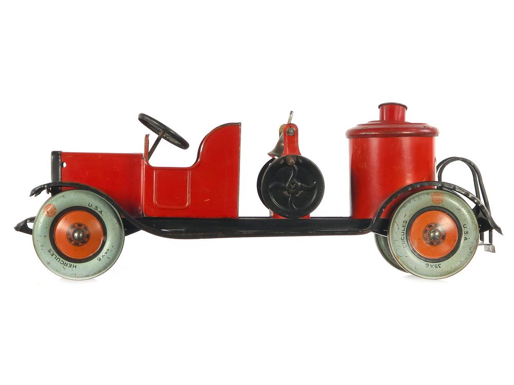 Lot 233: 1920s J. Chein Hercules Fire Engine Pumper Truck