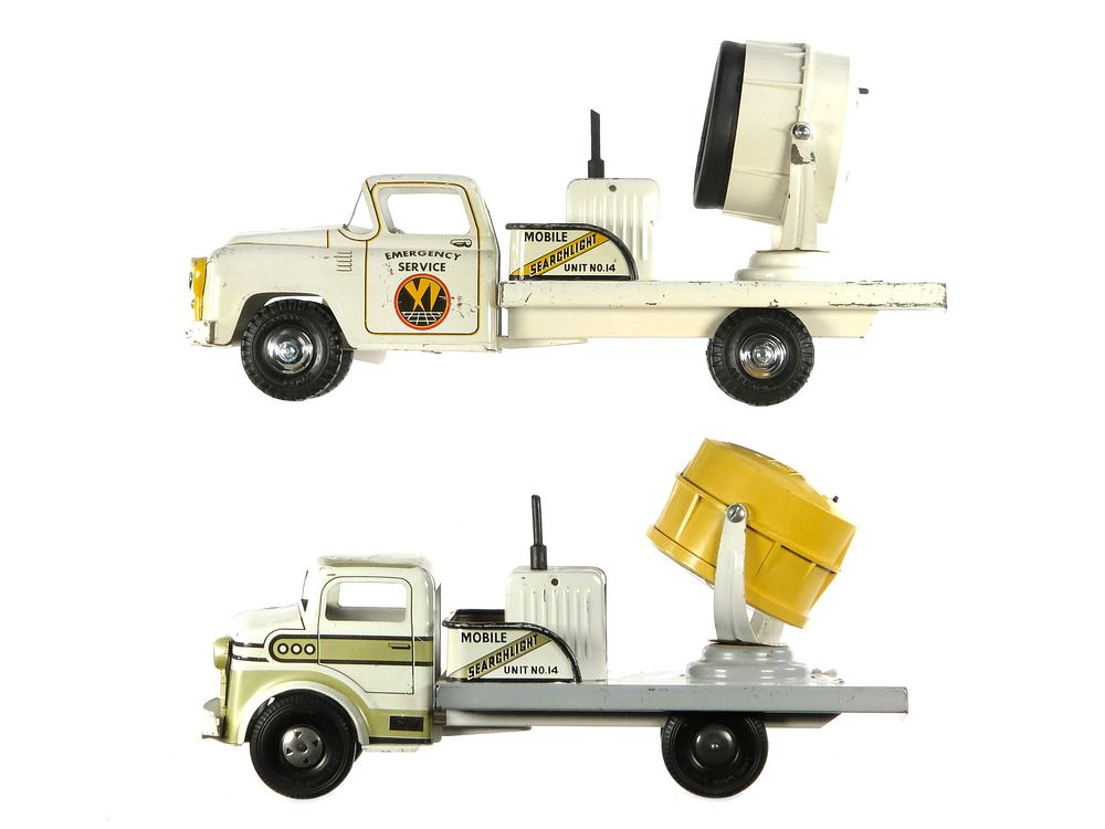 Lot 243B: (2) Marx Lumar No. 14 Mobile Search Light Trucks Variations