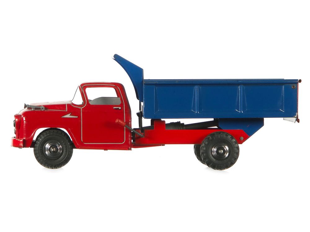 Lot 255: Marx Lumar Pressed Steel Red/Blue Dump Truck