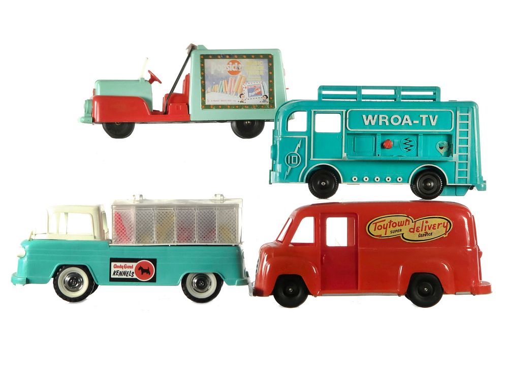 Lot 257: 4 pc. Set Kennel/Toytown Delivery/WROA-TV/ Popsicle Trucks