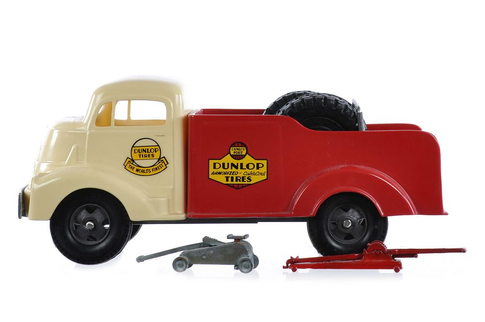 Lot 272: Smith-Miller Smitty Toys Dunlop Tire Repair Truck