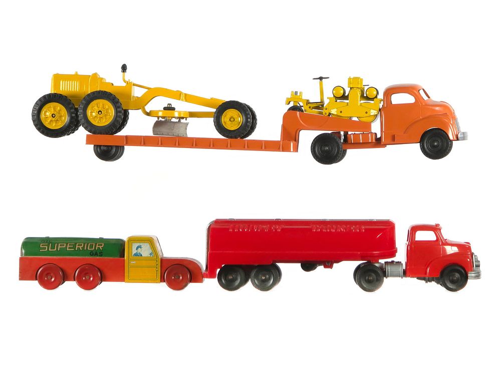 Lot 278: (5) Hubley Toys Lowboy/Tankers/Road Grader/Road Roller