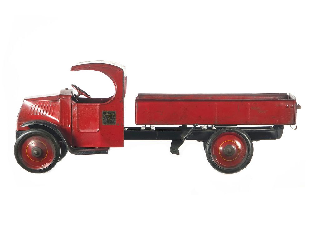 Lot 289B: 1920s Steelcraft Red Mack C Cab Dump Truck Pressed Steel