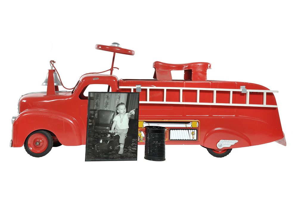 Lot 337: Marx Pressed Steel Ride-On Fire Truck