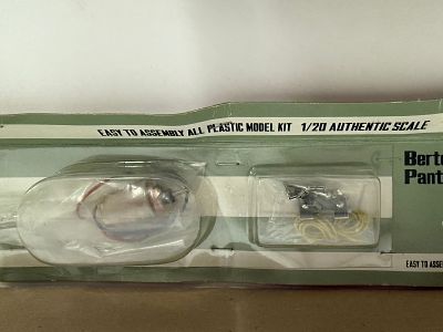 (3) Model Kit Cars/Ford/Bertone/Mercedes. Revell Ford GT40 1/24/Eidai Bertone Panther 1/20 