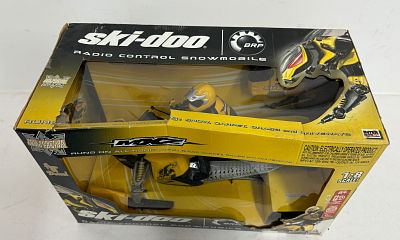 R/C Ski-Doo Snowmobile. Inter Active Toys R/C Ski-doo Snowmobile 1/ scale, MIB and unused. 