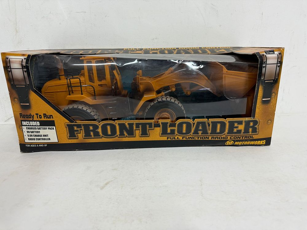 Lot 165: Motorworks R/C Front End Loader