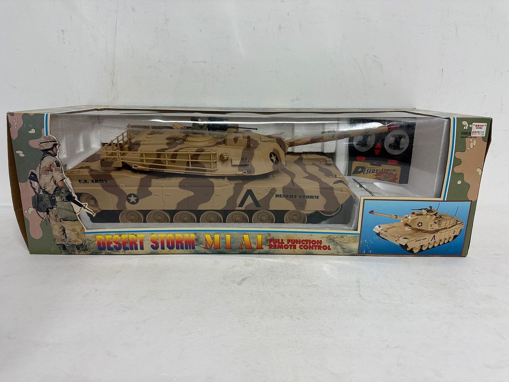Lot 168: Desert Storm M1A1 R/C Tank
