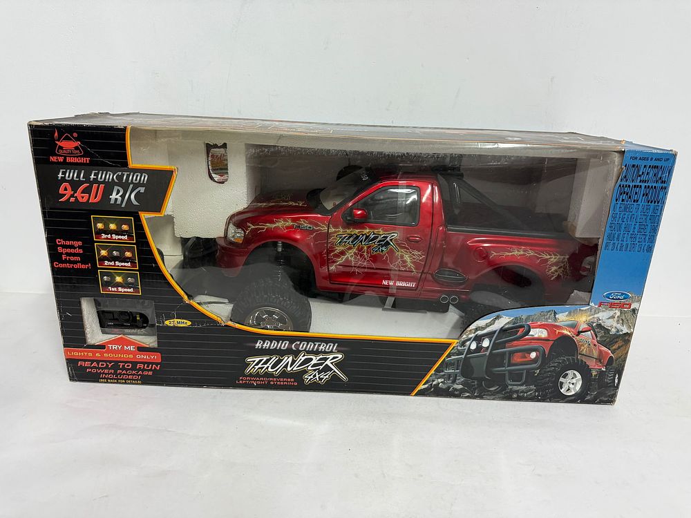 Lot 170: Radio Control Ford 150 Thunder 4x4
