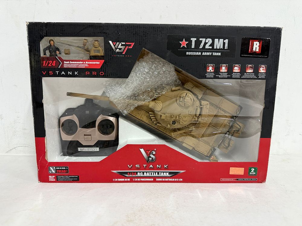Lot 172: R/C VSP T 72 M1 Russian Army Tank